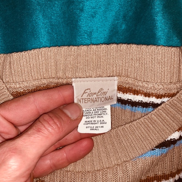 Sweater - Picture 2 of 2